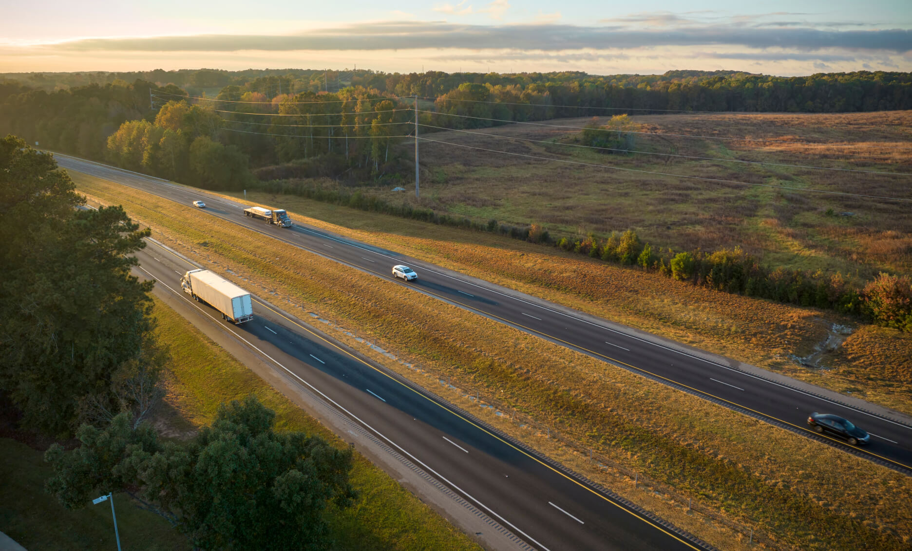 Redefining global e-commerce logistics.